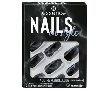 NAILS IN STYLE
