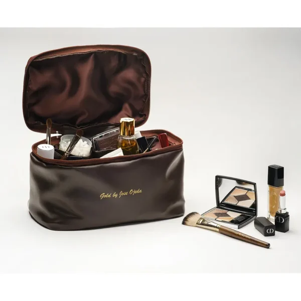Carry-All Classic Toiletry Bag - 1 Unit - Image 3