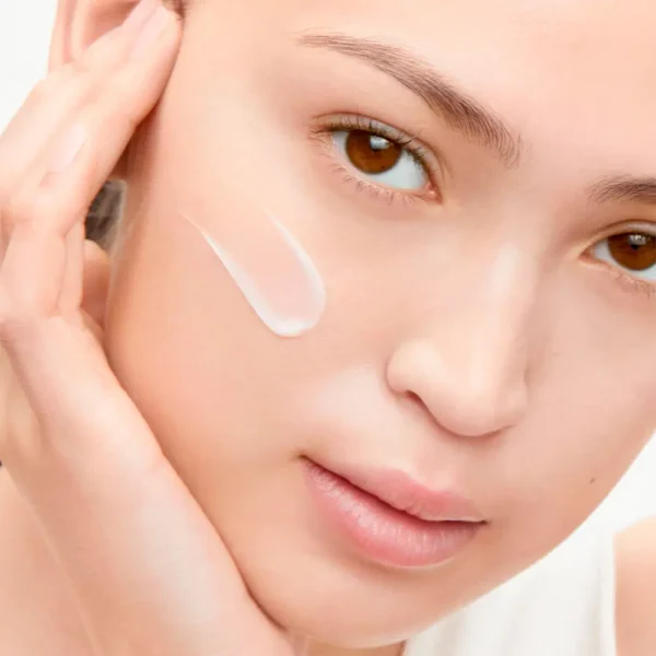 SHISEIDO | BIO-PERFORMANCE | Facial Treatments - Image 4