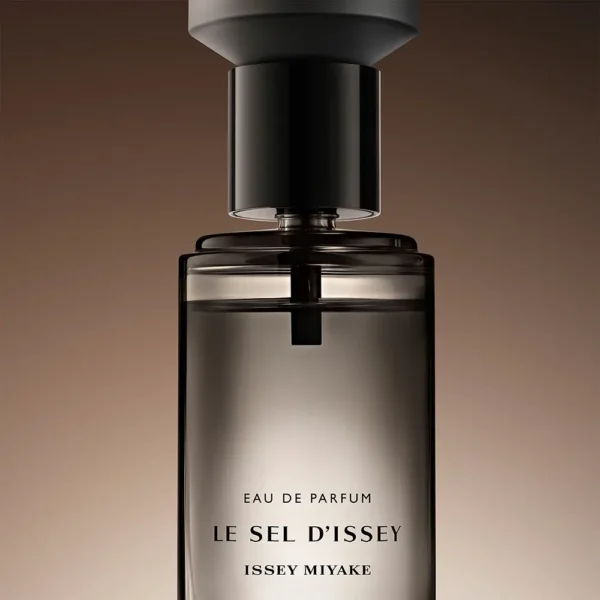 Le Sel D'Issey EDP Refill 150ML - Image 2