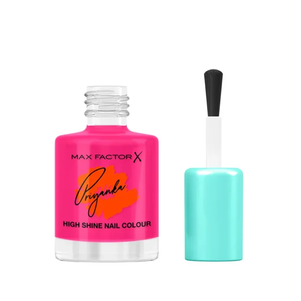 MAX FACTOR | PRYANKA | Nails - Image 2
