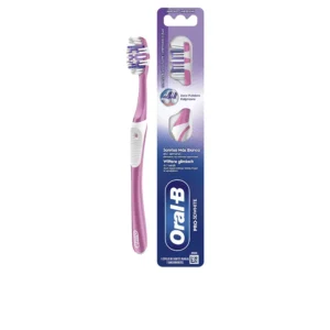ORAL-B PRO-3DWHITE Medium Toothbrush