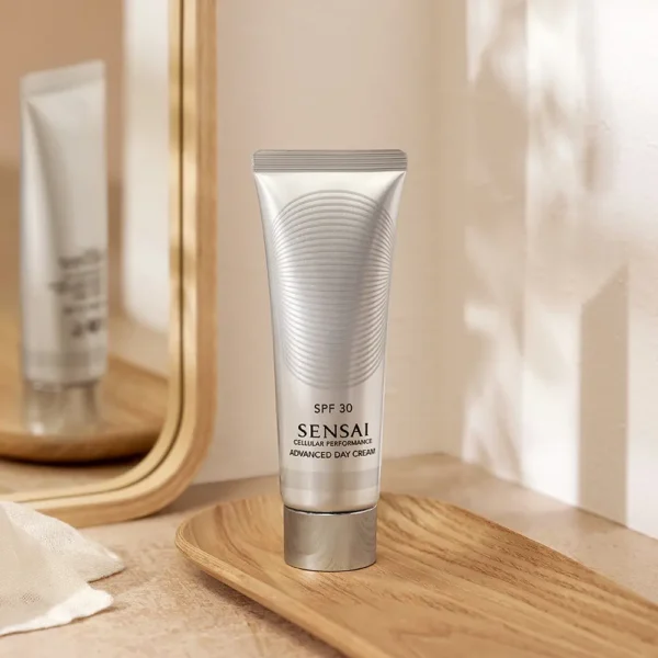 Sensai Cellular Performance Advanced Day Cream SPF30 50ML - Image 4