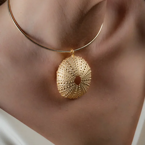 Shabama Elastic Trenc Necklace - Shiny Gold - Image 3