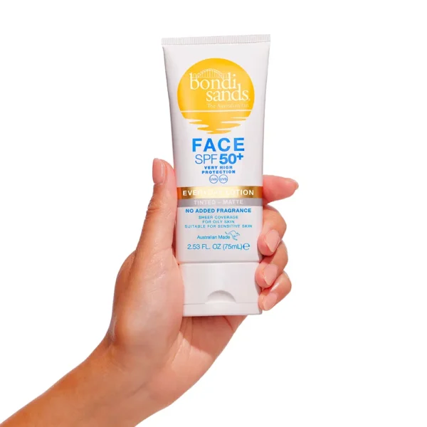 Tinted Facial Lotion SPF 50+ Fragrance-Free 75ML - Image 2