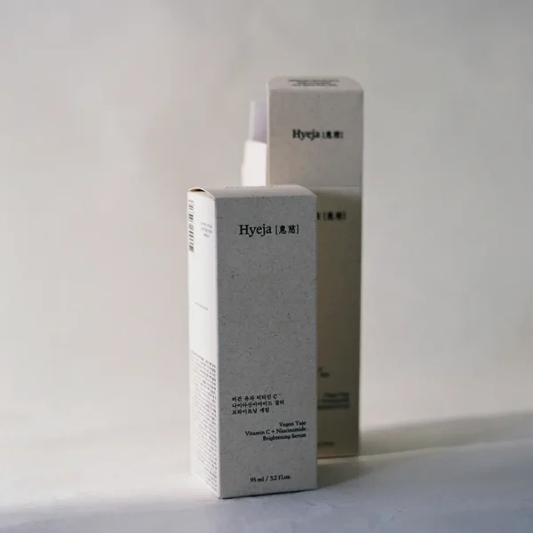 Vegan Yuja Brightening Serum with Vitamin C 95ml - Image 3